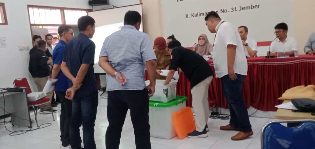 KPU Jember Rekap Ulang Perolehan Suara Pileg 2024, Ini&nbsp;Alasannya