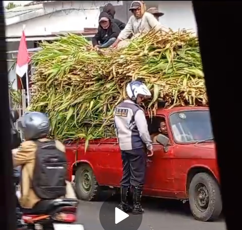 Miris…!! Oknum Dishub Bondowoso Lakukan Pungli